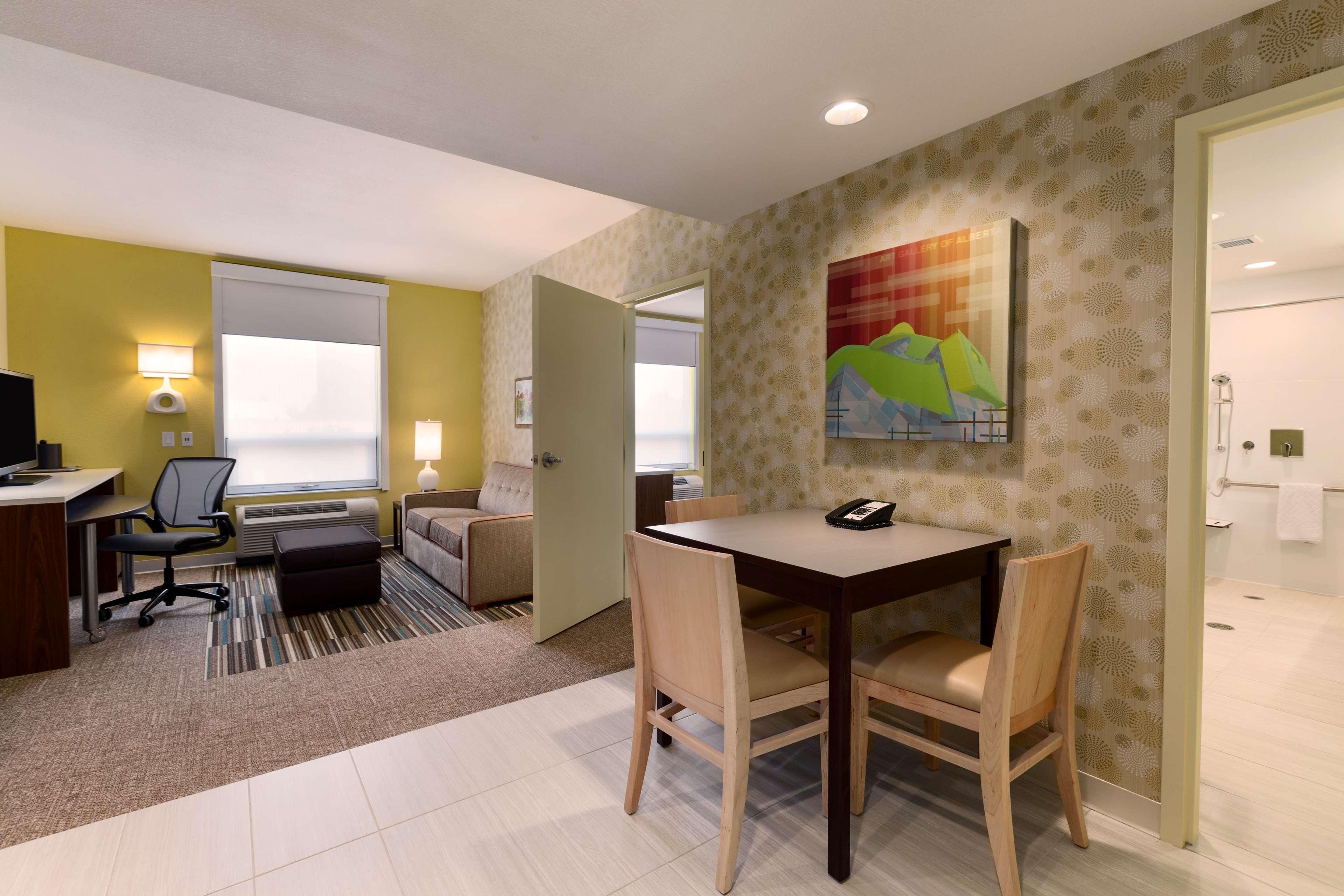 Home2 Suites By Hilton West Edmonton Exterior foto